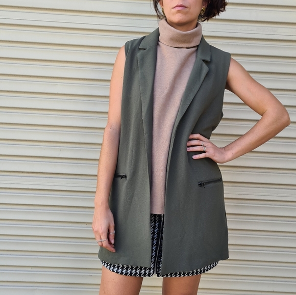 Zara camel roll neck vest. Sleeveless poloneck. - Picture 3 of 8